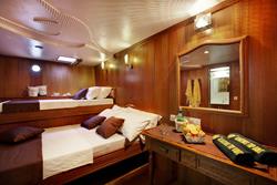 Maldives Liveaboard - Conte Max.